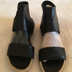 Eileen fisher sandals